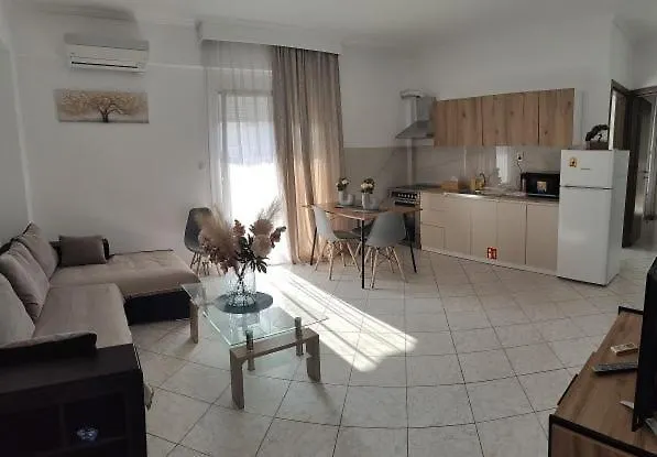 Nea Kallikrateia Sea Charm Apartment יוון